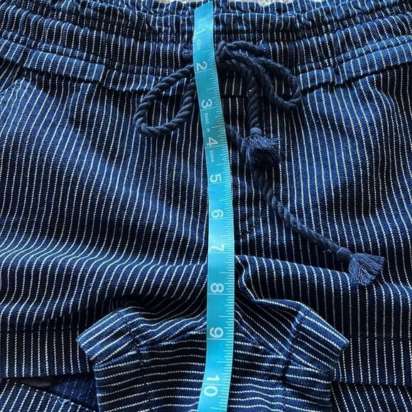 LOFT blue pinstripe shorts with drawstring and pockets - Picture 10 of 10
